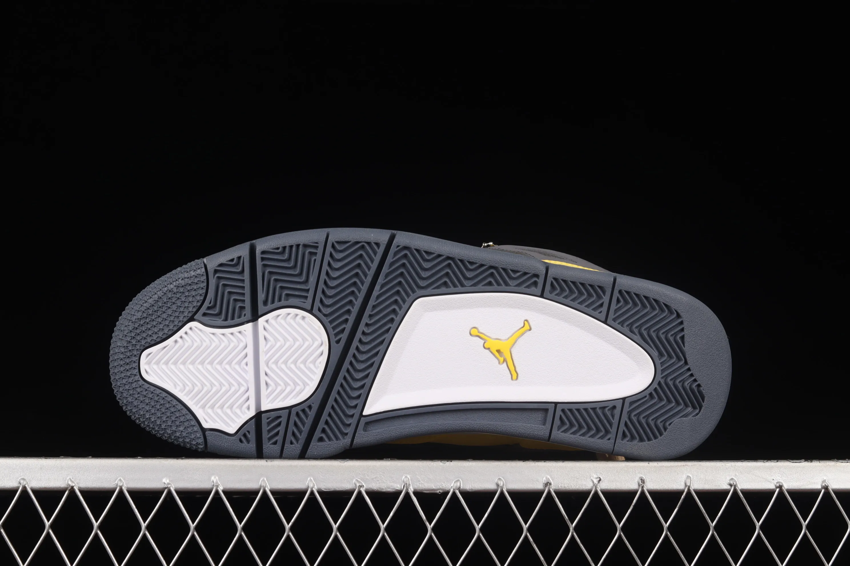 All categories Air Jordan Jordan series basketball shoes Air Jordan 4 foreign trade version Air Jordan 4 Retro "Lightning" AJ4 Joe 4 replica white and yellow electric mother CT8527-700